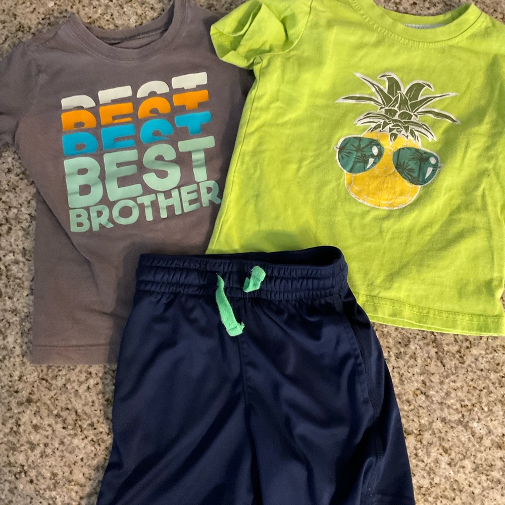 Toddler clothes bundle 24M & 2T